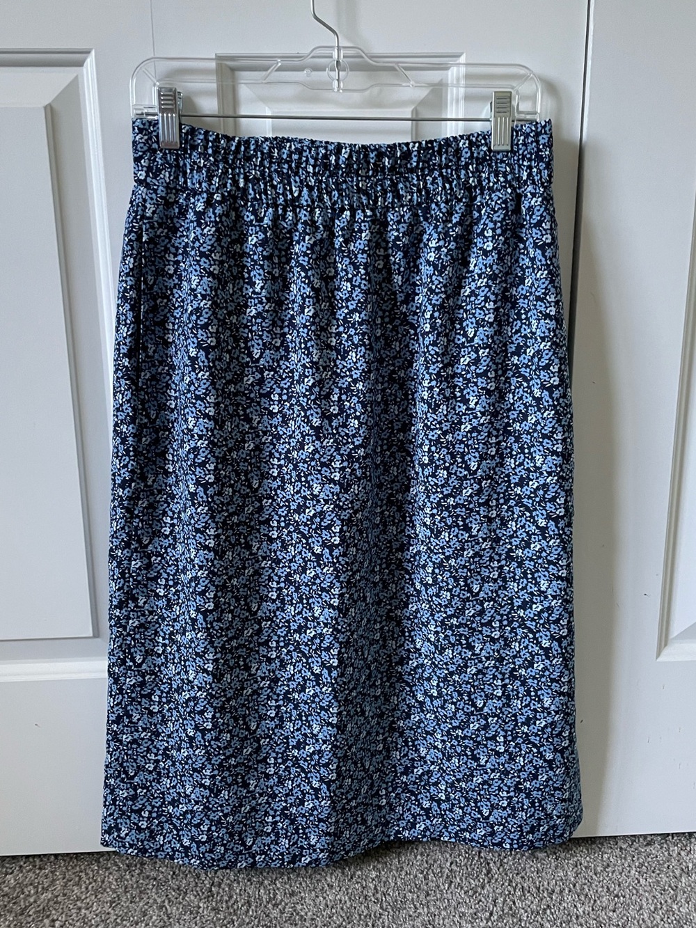 J. Crew Blue Floral Elastic-Waist Midi Skirt w/ pockets!